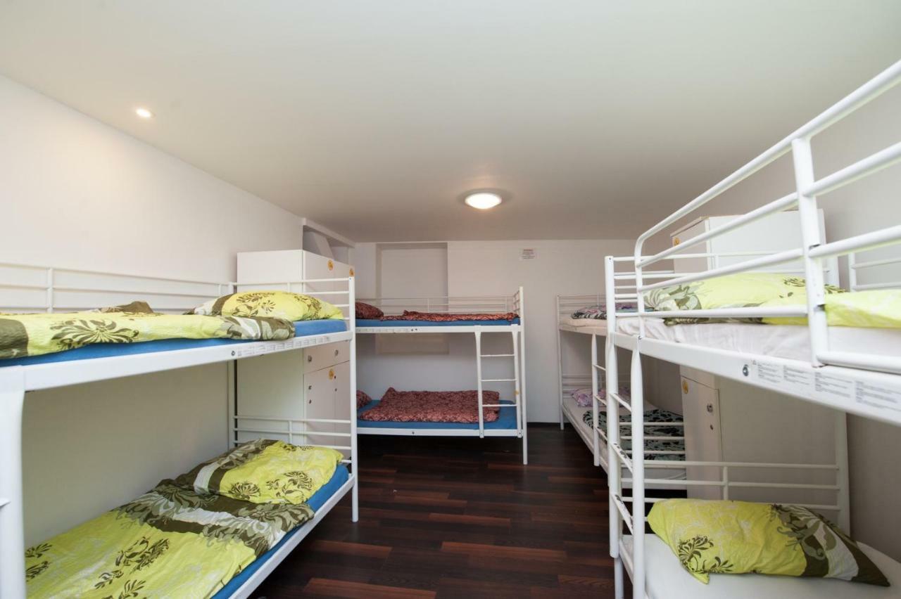 Backpacker Hostel Prague Ngoại thất bức ảnh